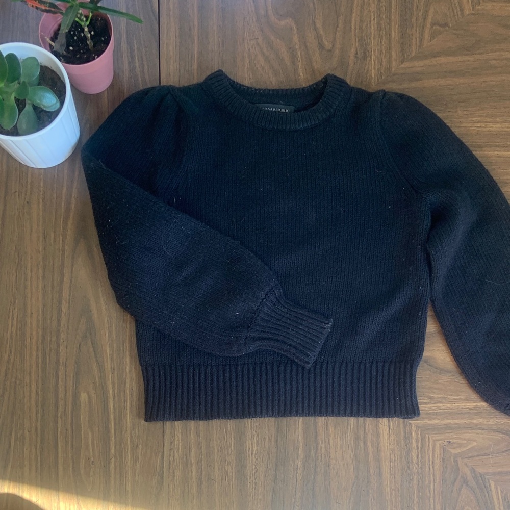 Classic Cropped Black Women's Sweater